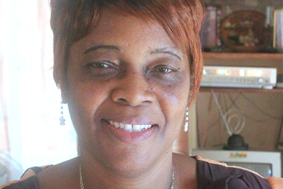 Mrs Onike Buckle